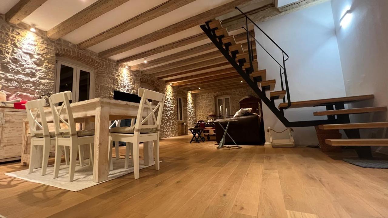 Apartamento Palazzo Di Toma Milna  Exterior foto